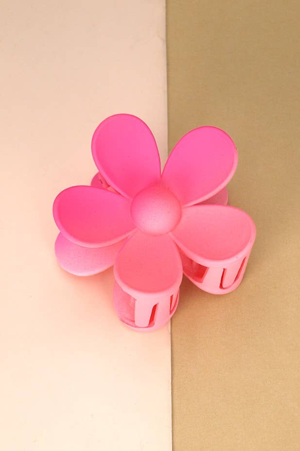Matte Flower Claw Clip : Peachy Coral