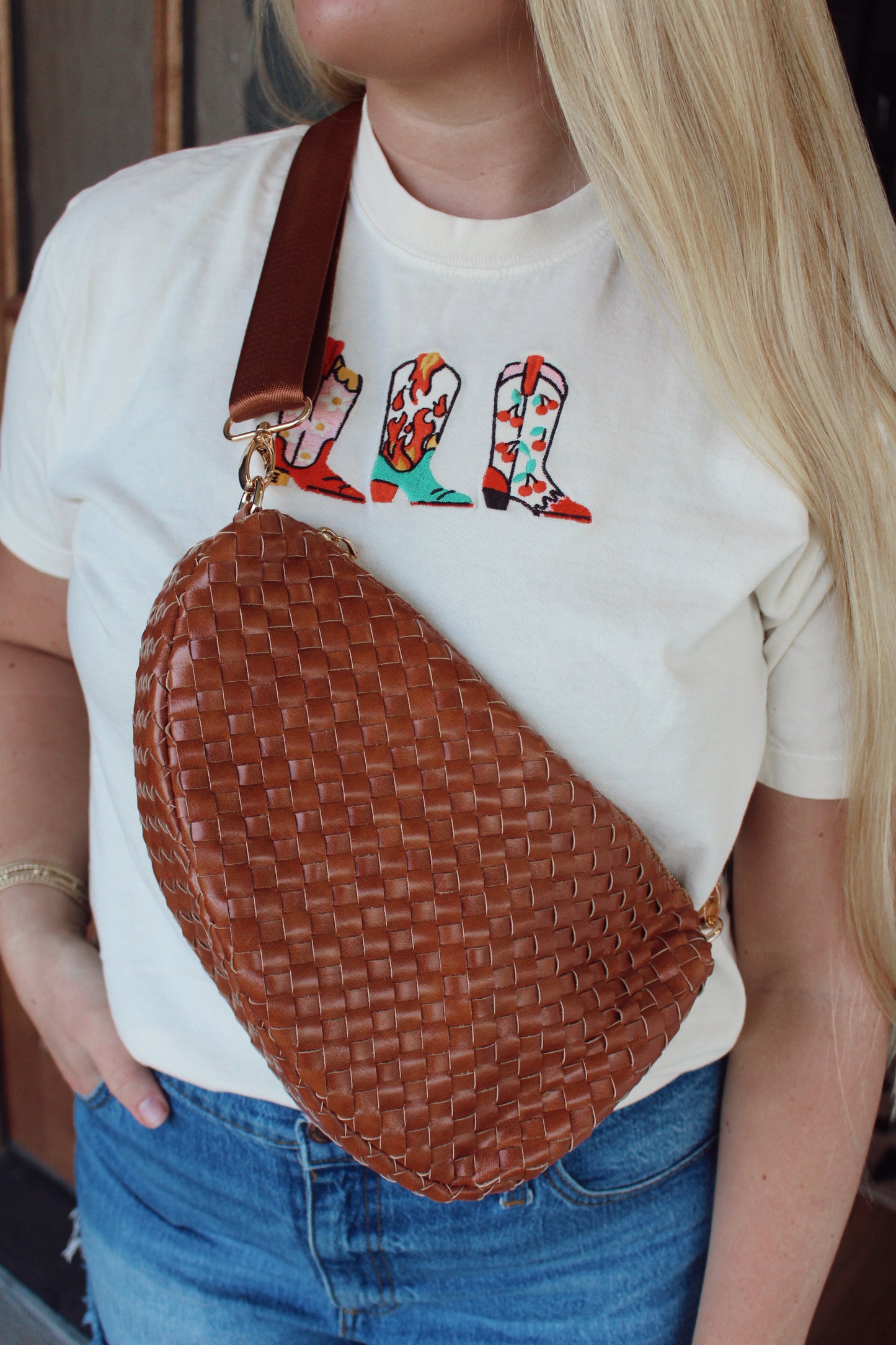 Romee Woven Saddle Bag: Brown