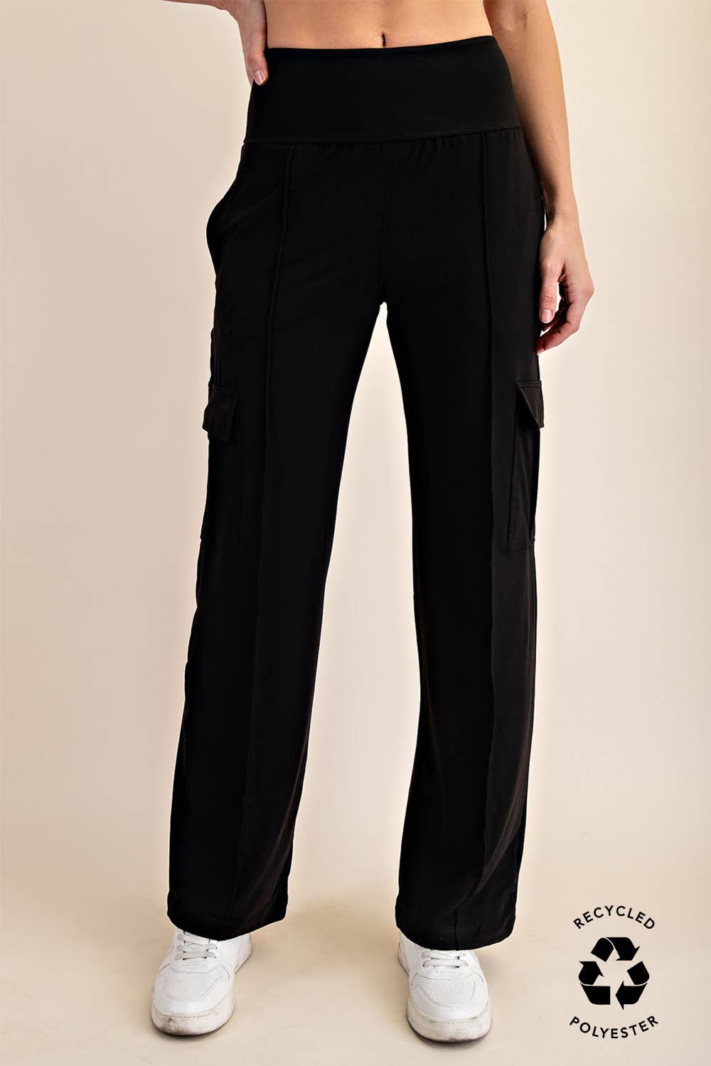Butter Straight Leg Cargo Sweatpants: Black