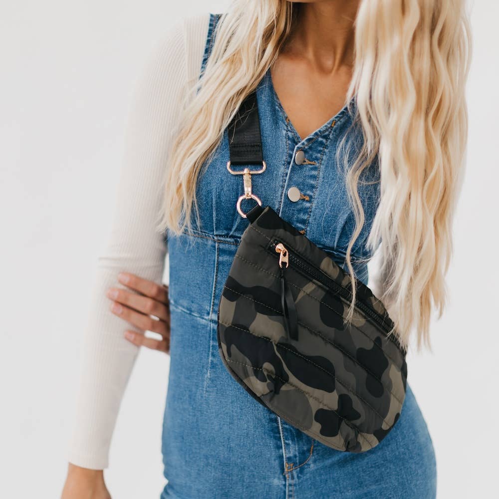 Jolie Puffer Belt Bag : Camo