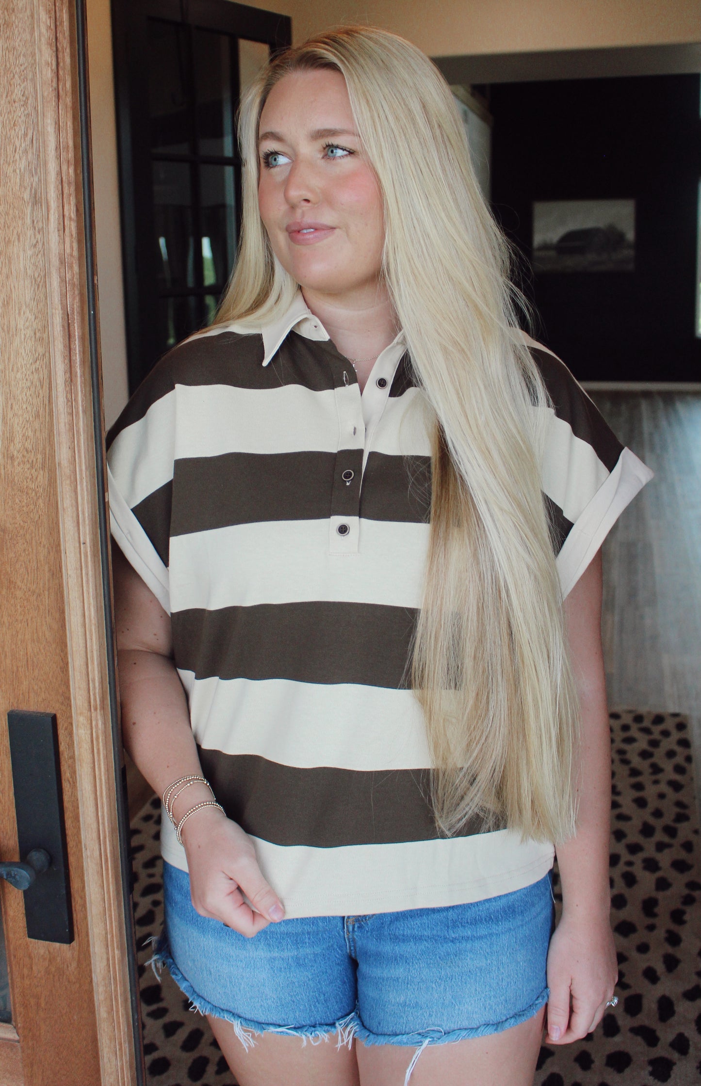 Wide Stripe Buttoned Collared Top
