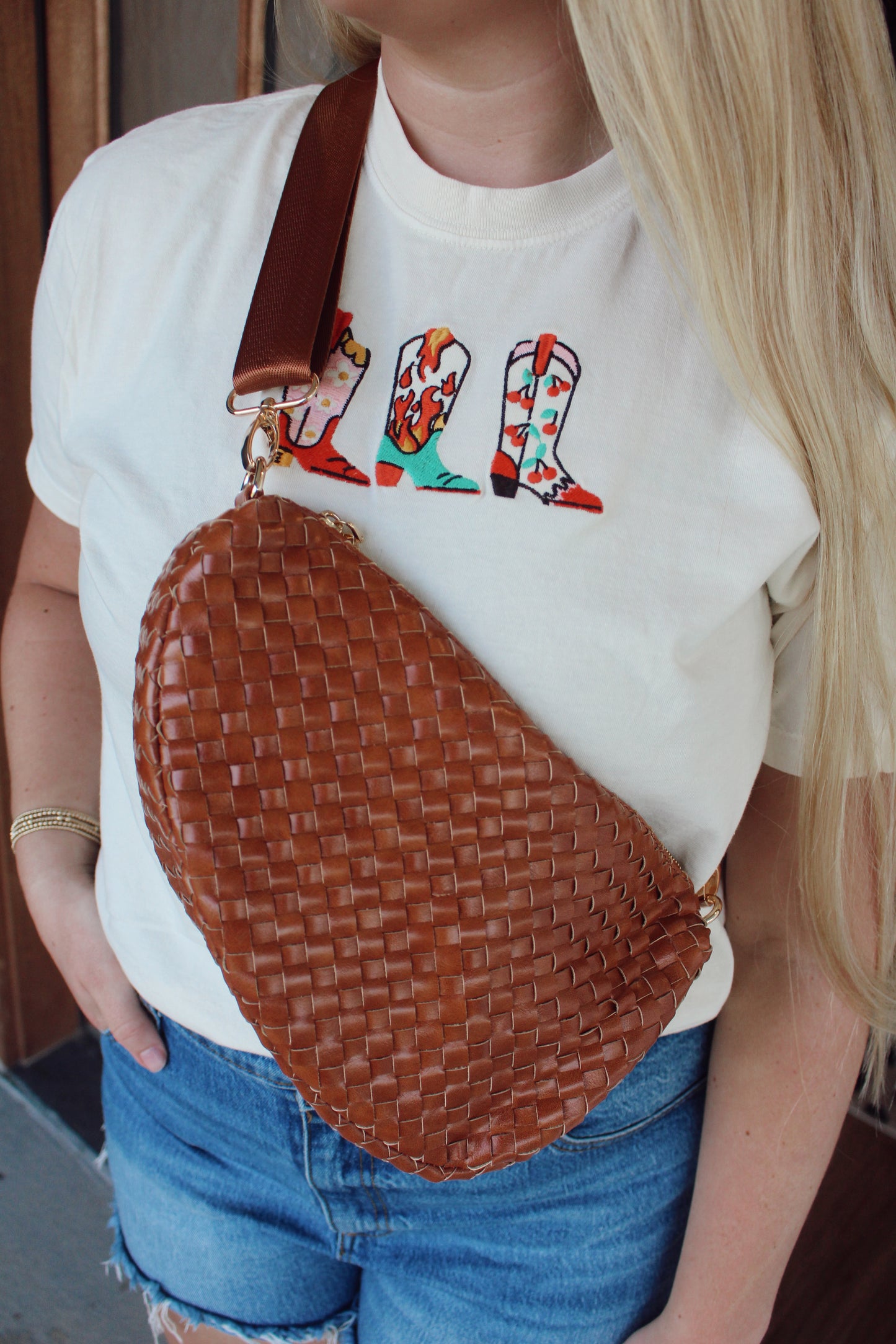 Embroidered Western Boots Cropped Tee