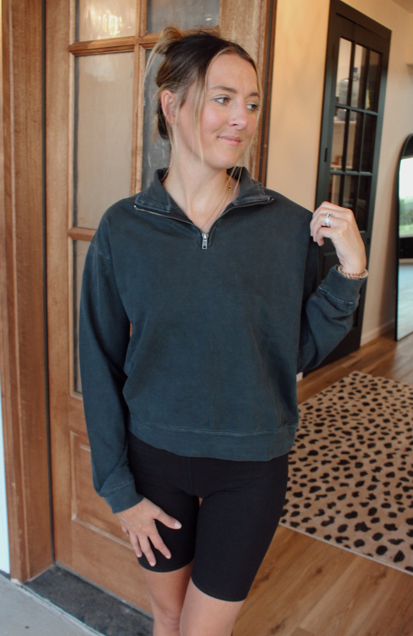 Half Zip Long Sleeve Sweatshirt (Black)
