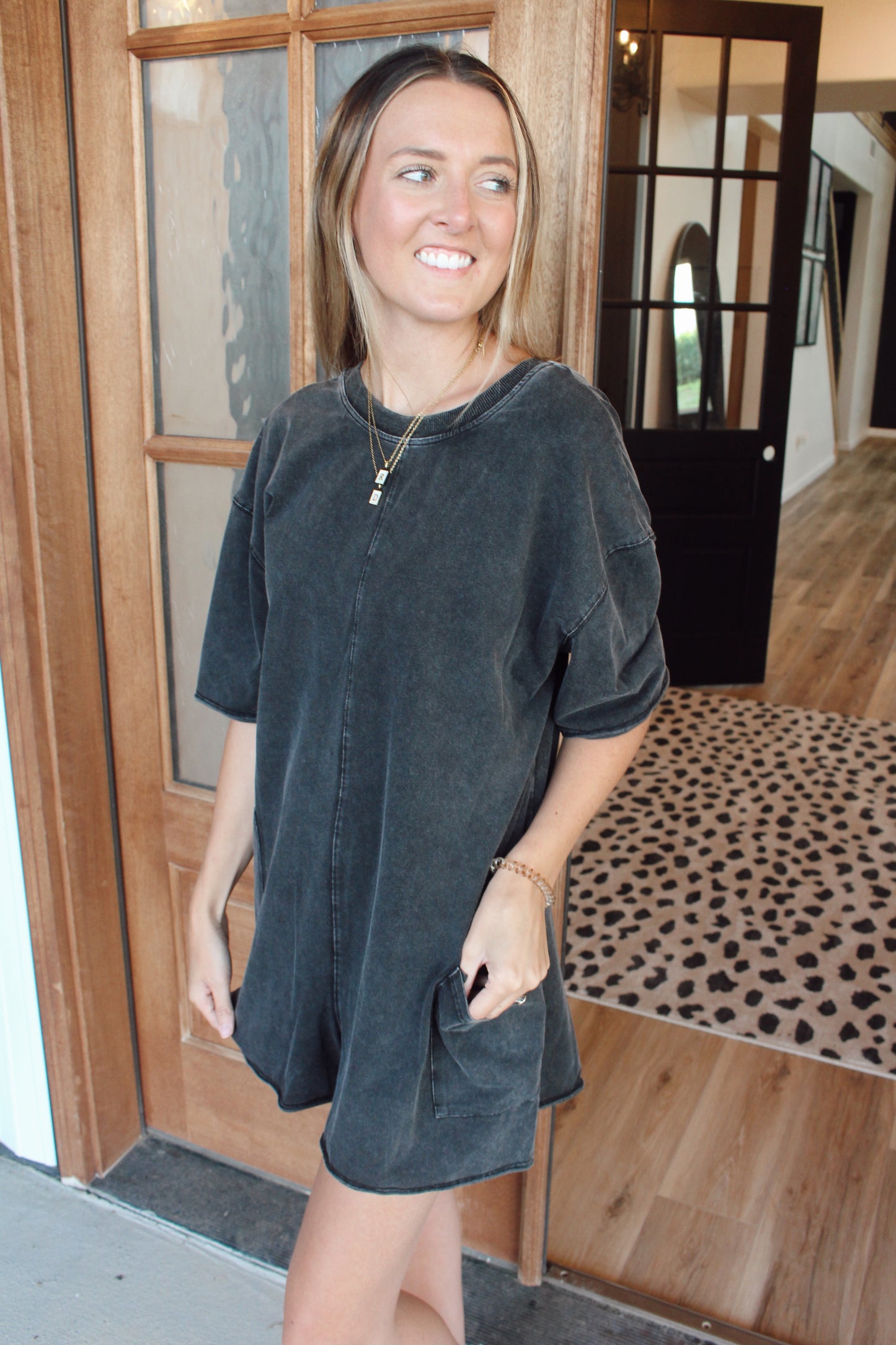 Short Sleeve Back Open Vintage Washed Romper