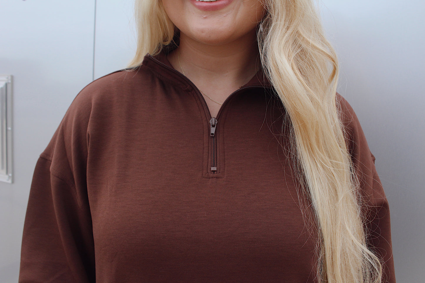 Scuba Half Zip Pullover : Brown