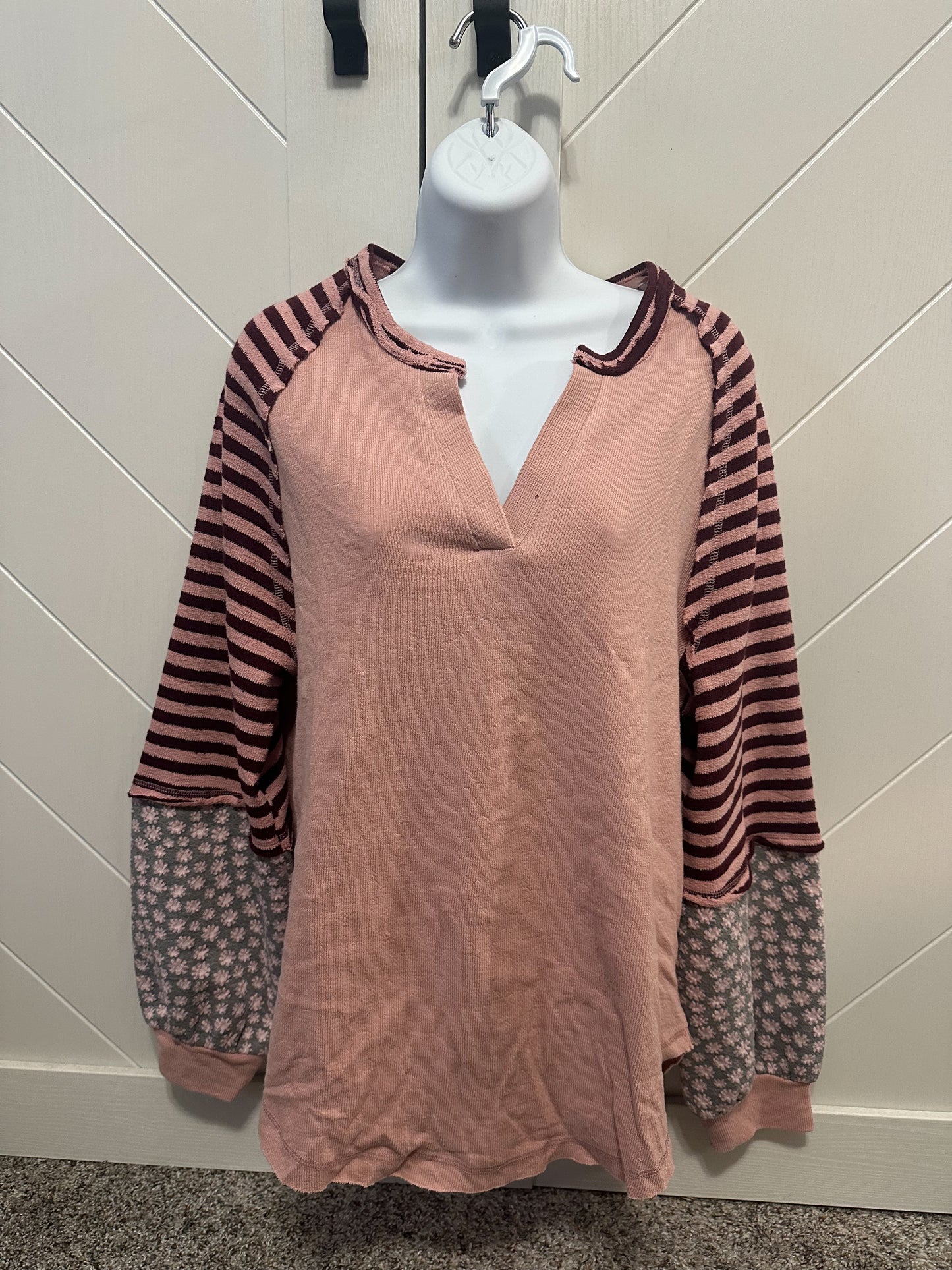 Oversized Floral & Stripe Casual Knit Top: Blush