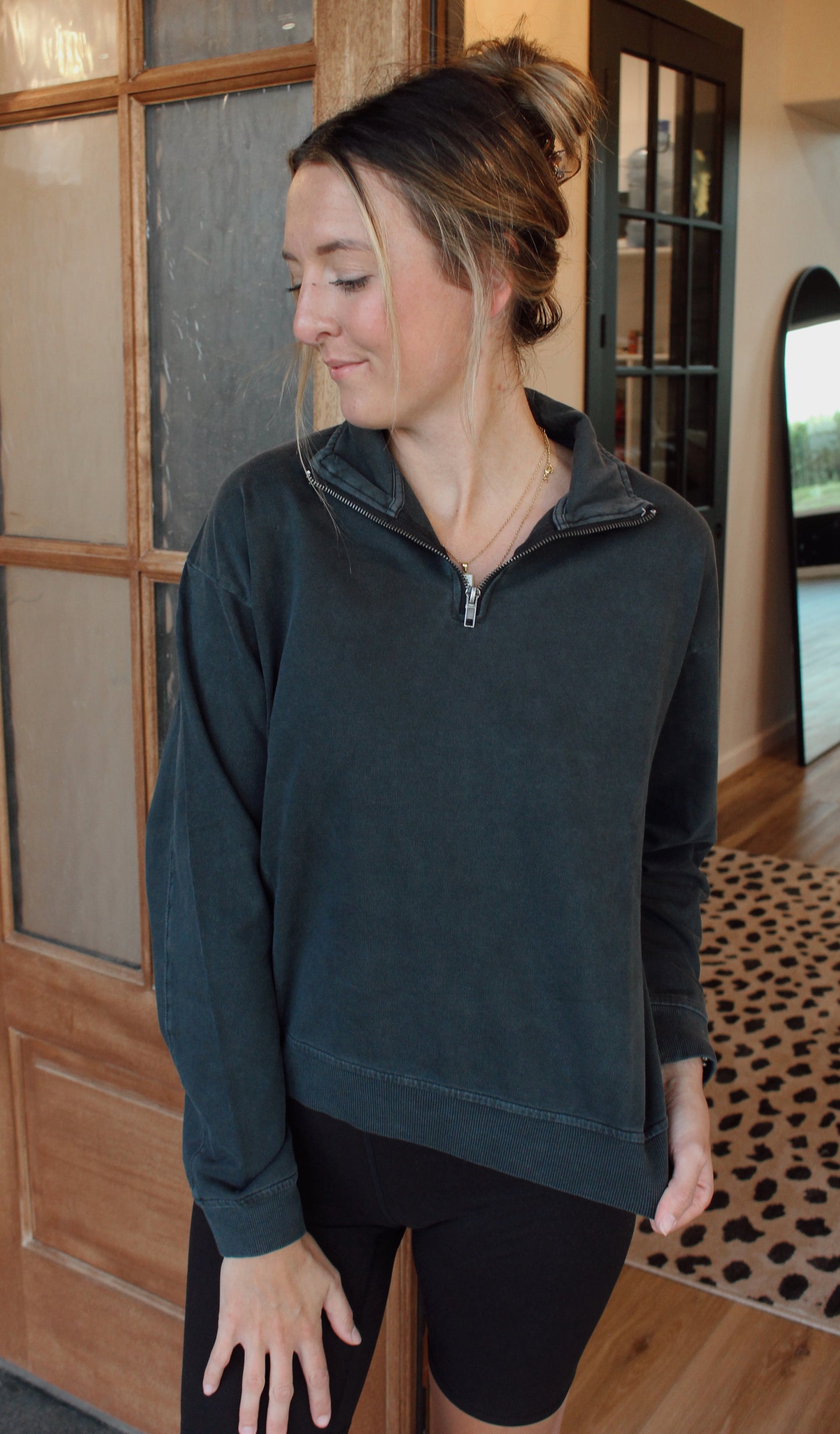 Half Zip Long Sleeve Sweatshirt (Black)