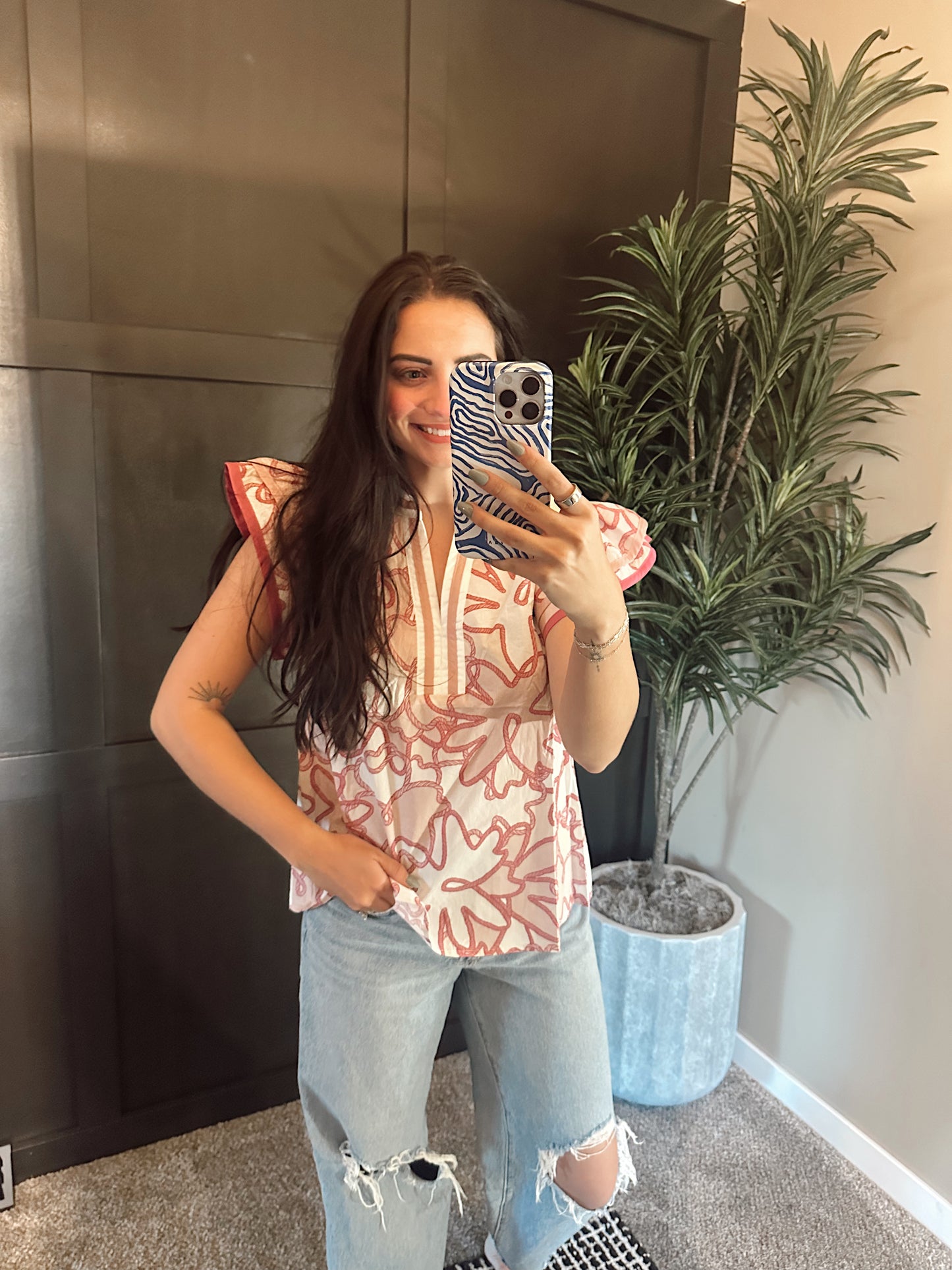 Abstract Print Flutter Sleeve Top - Pink