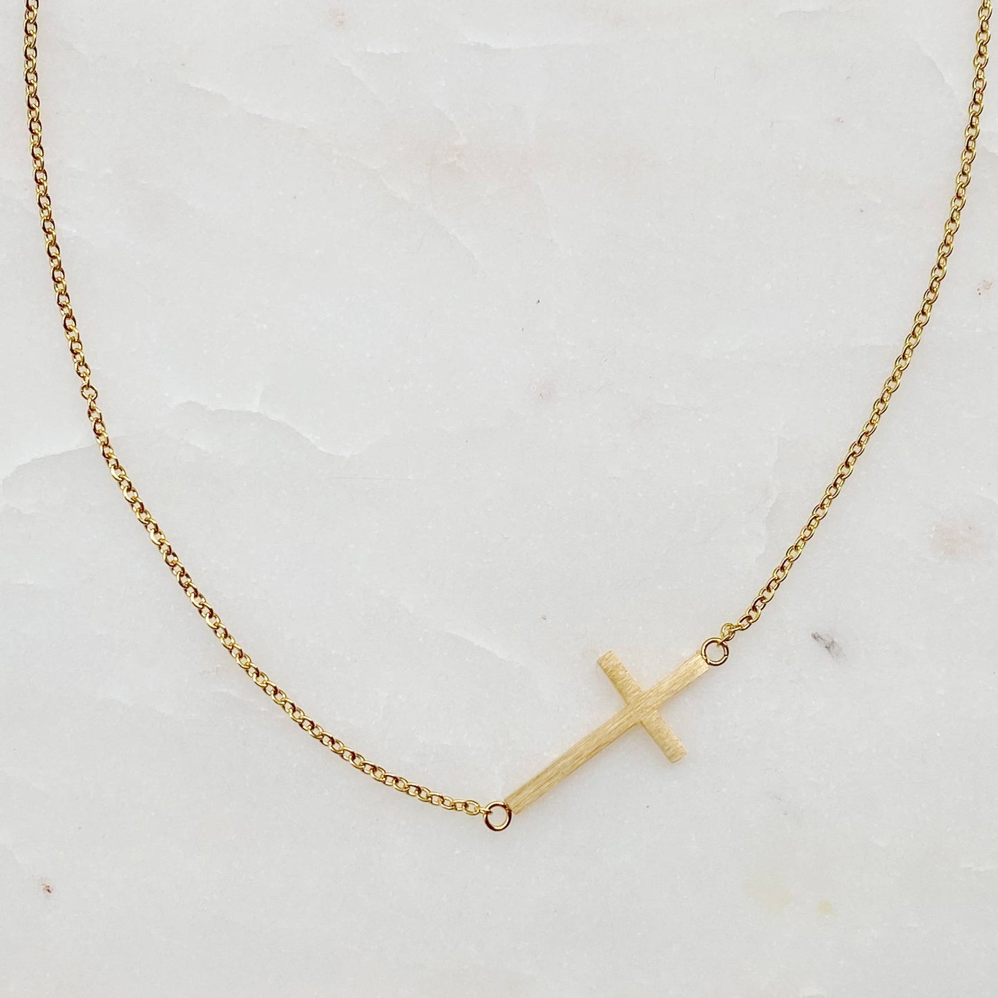 Kayla Cross Necklace: Silver