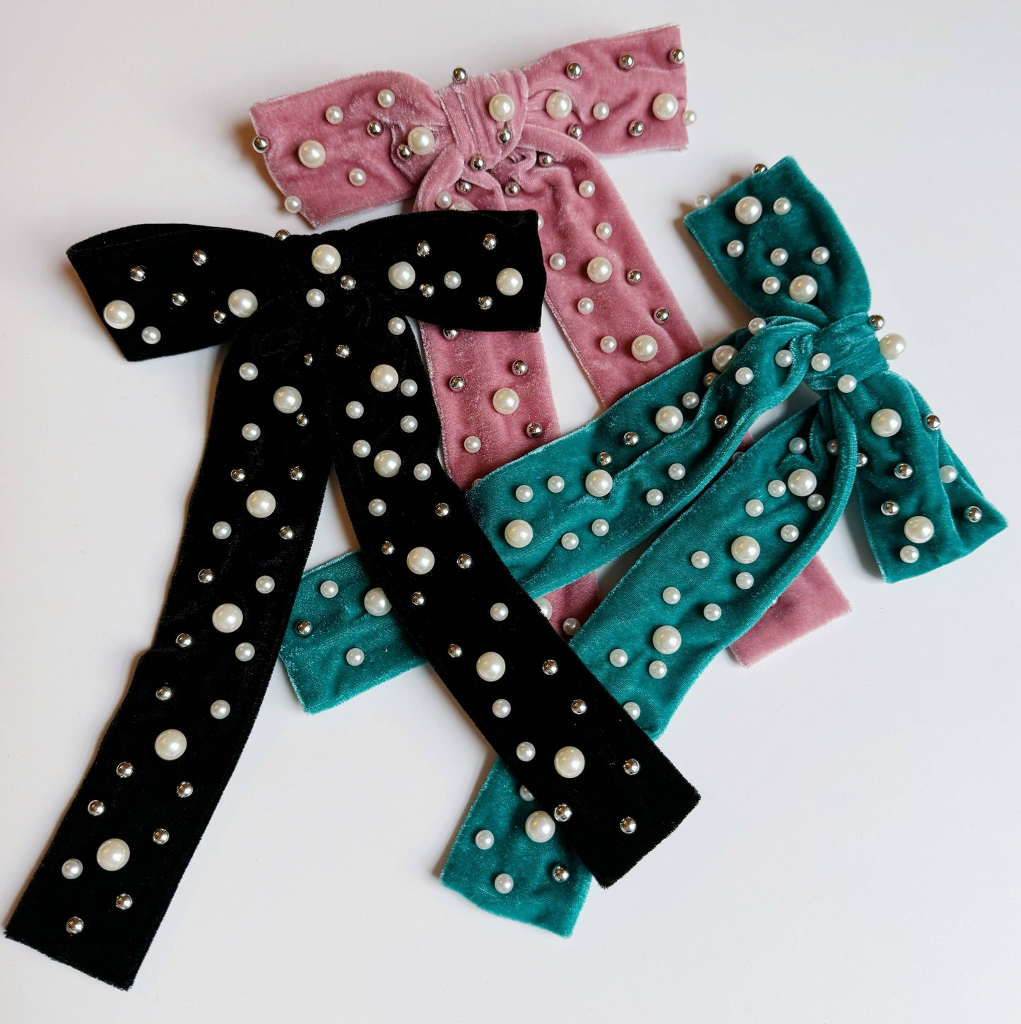 Pearl Throwed Velvet Bow Hair Clip: Mauve Pink