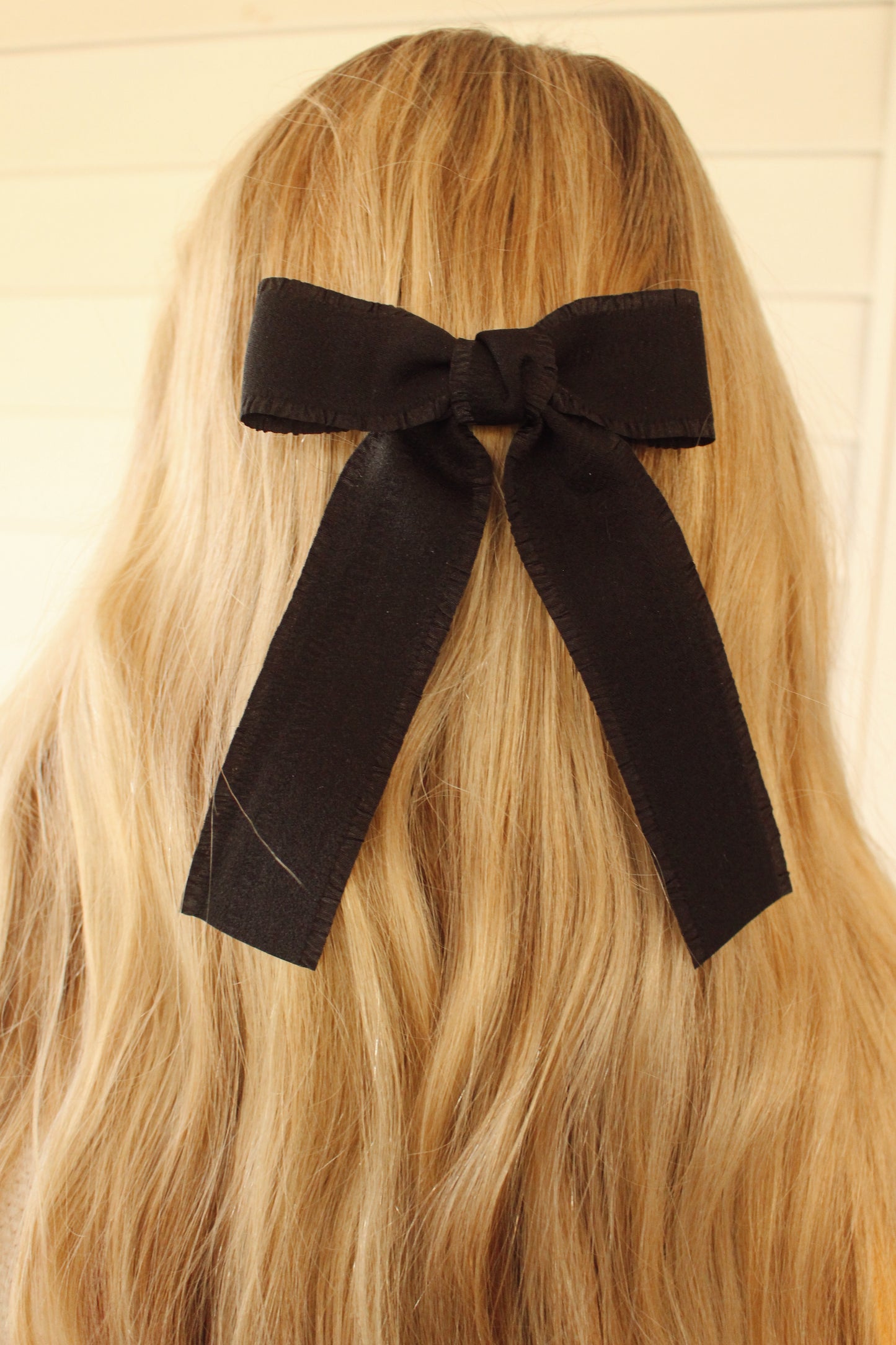 Lovely Edges Bow Hair Clip Set Of 2: Black/White
