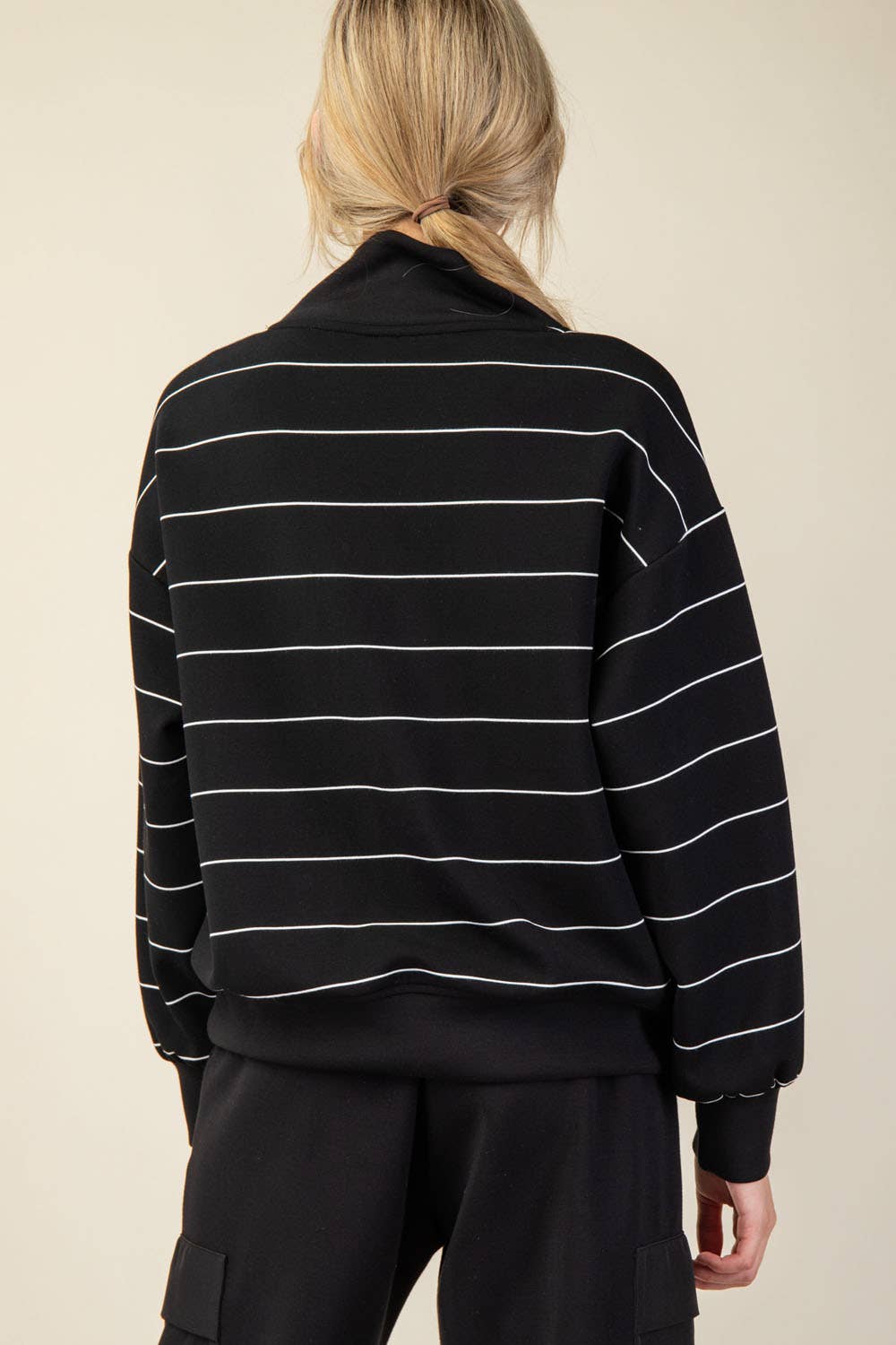 Modal Scuba Stripe V-Neck Jacket (Black/Cream)