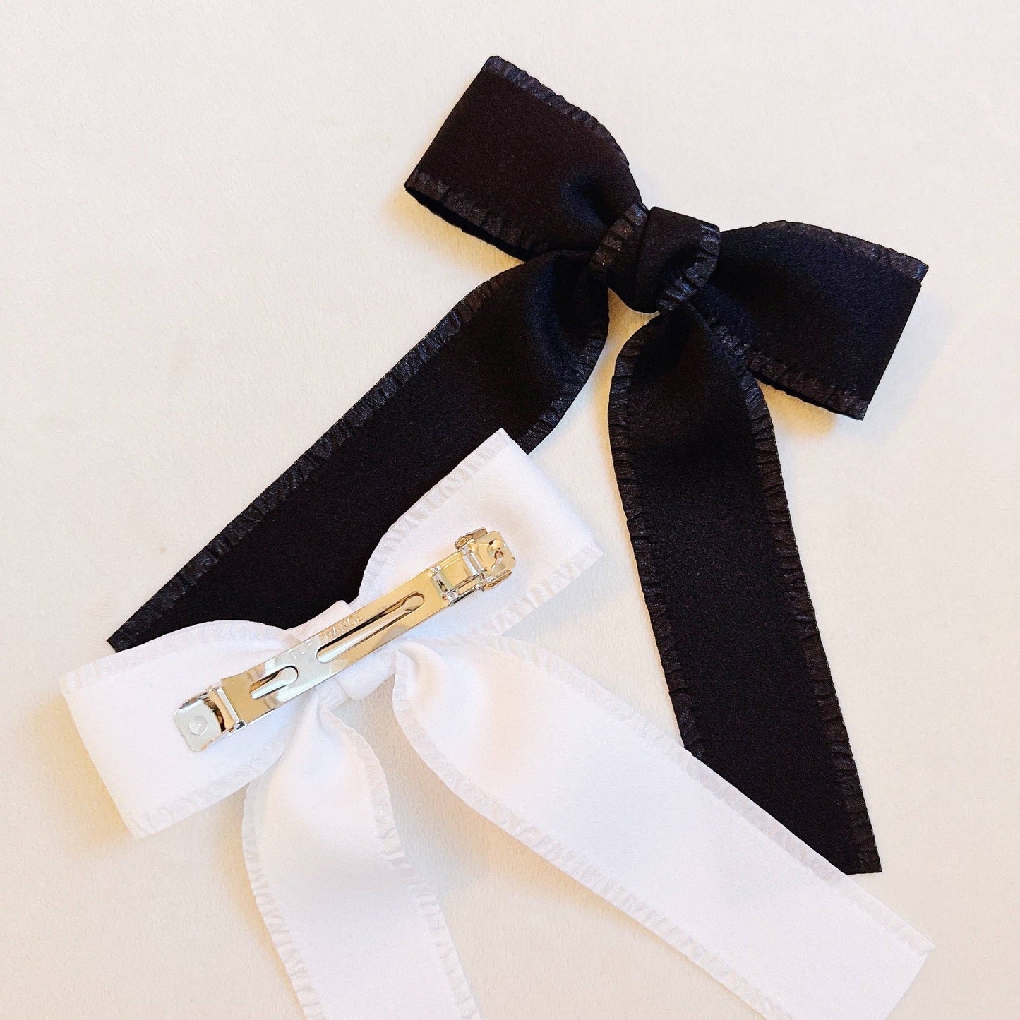 Lovely Edges Bow Hair Clip Set Of 2: Black/White