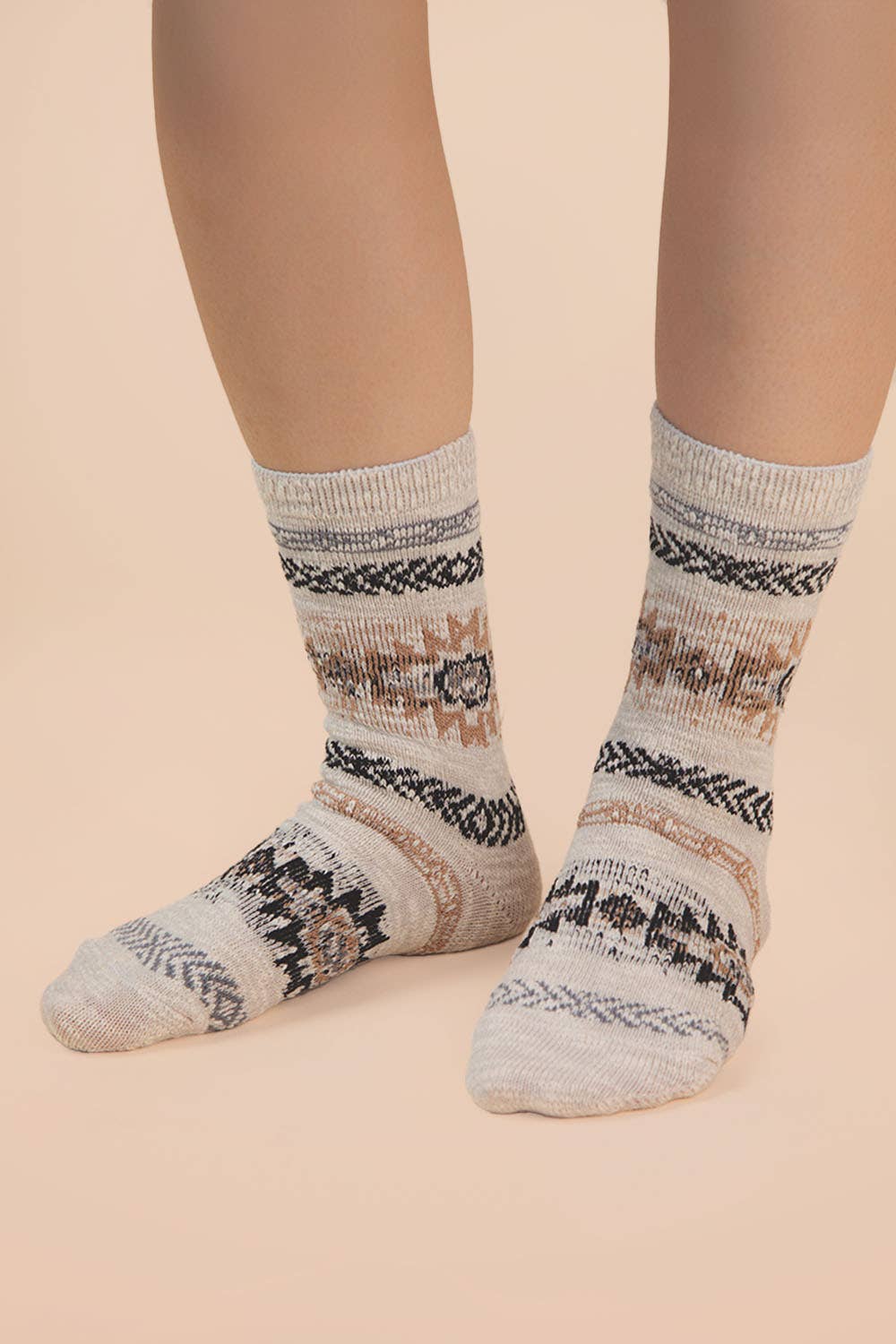 Aztec Graphic Cozy Crew Socks : Heather Grey