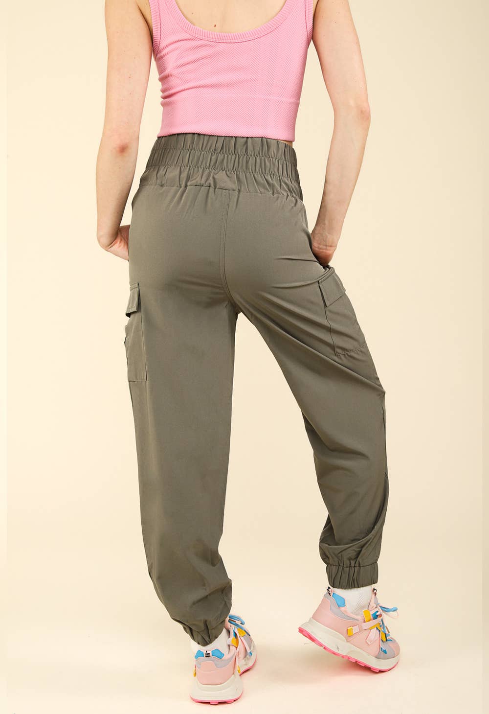 High Waisted Cargo Active Joggers w/ Pockets: Black
