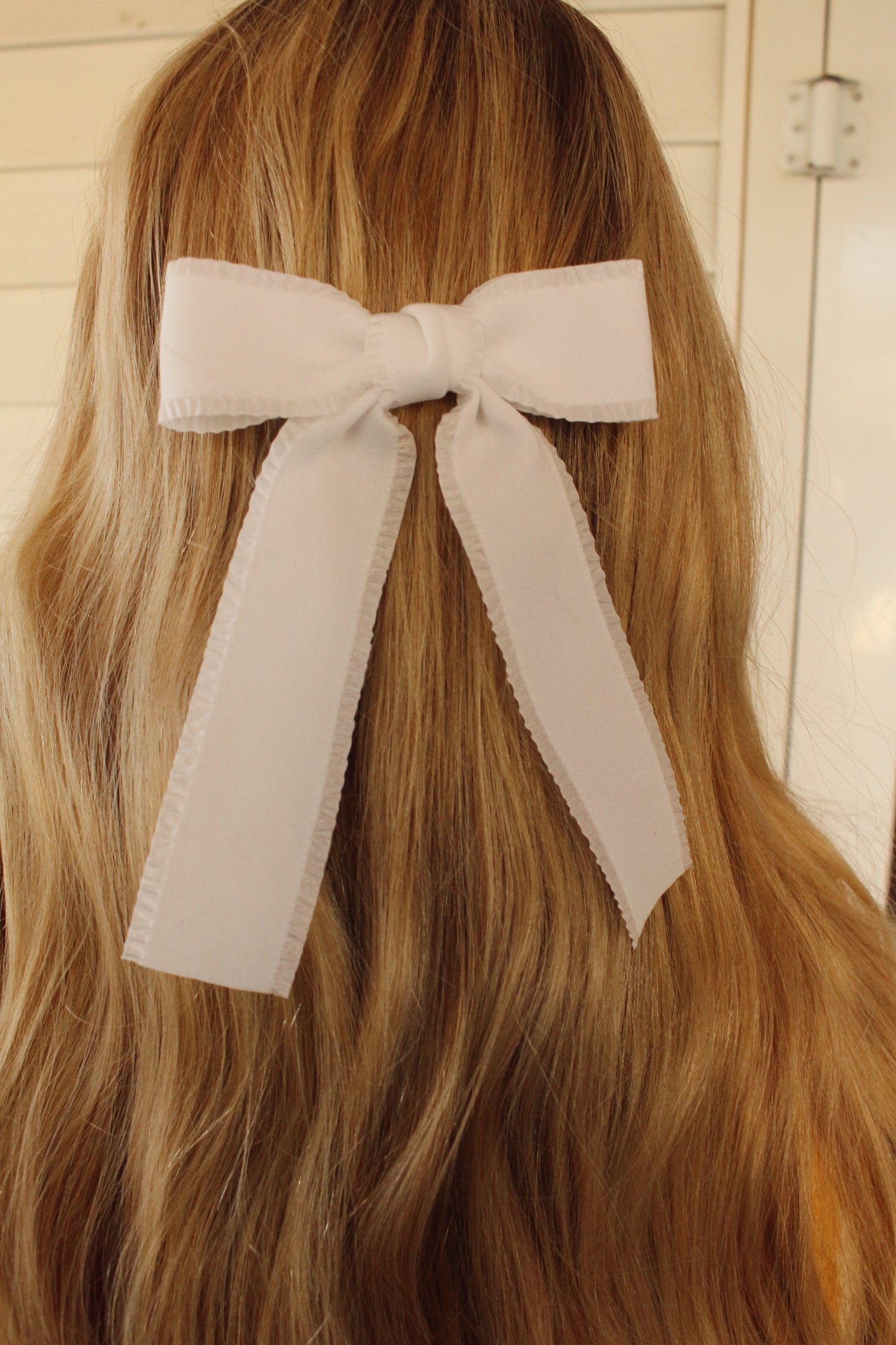Lovely Edges Bow Hair Clip Set Of 2: Black/White