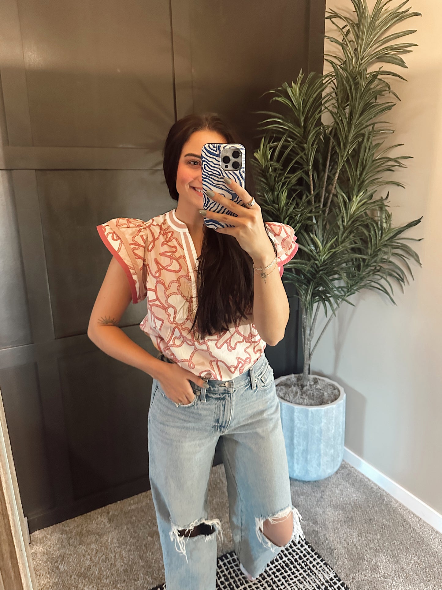 Abstract Print Flutter Sleeve Top - Pink