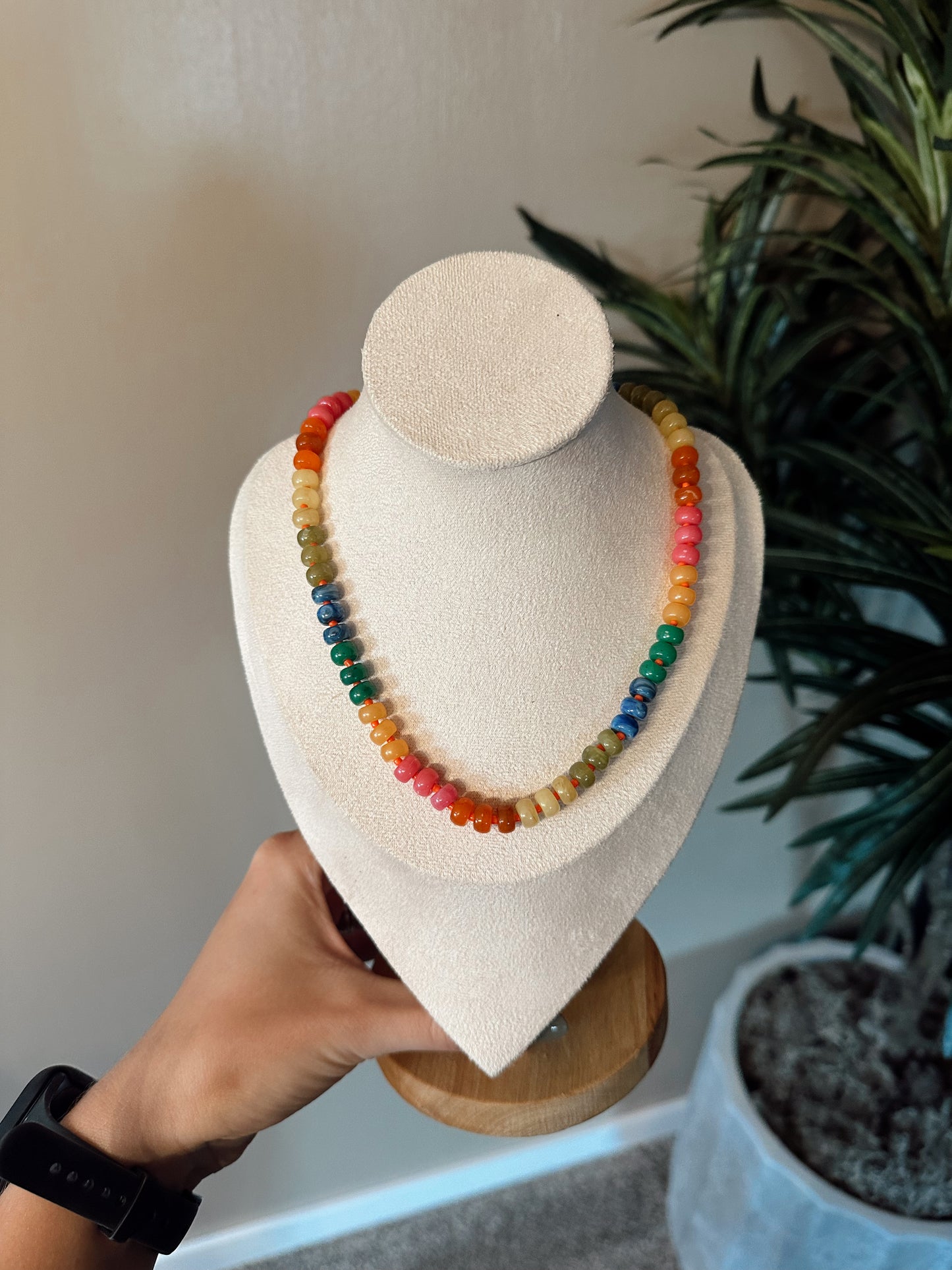 Colorful Round Beaded Necklace: Multi