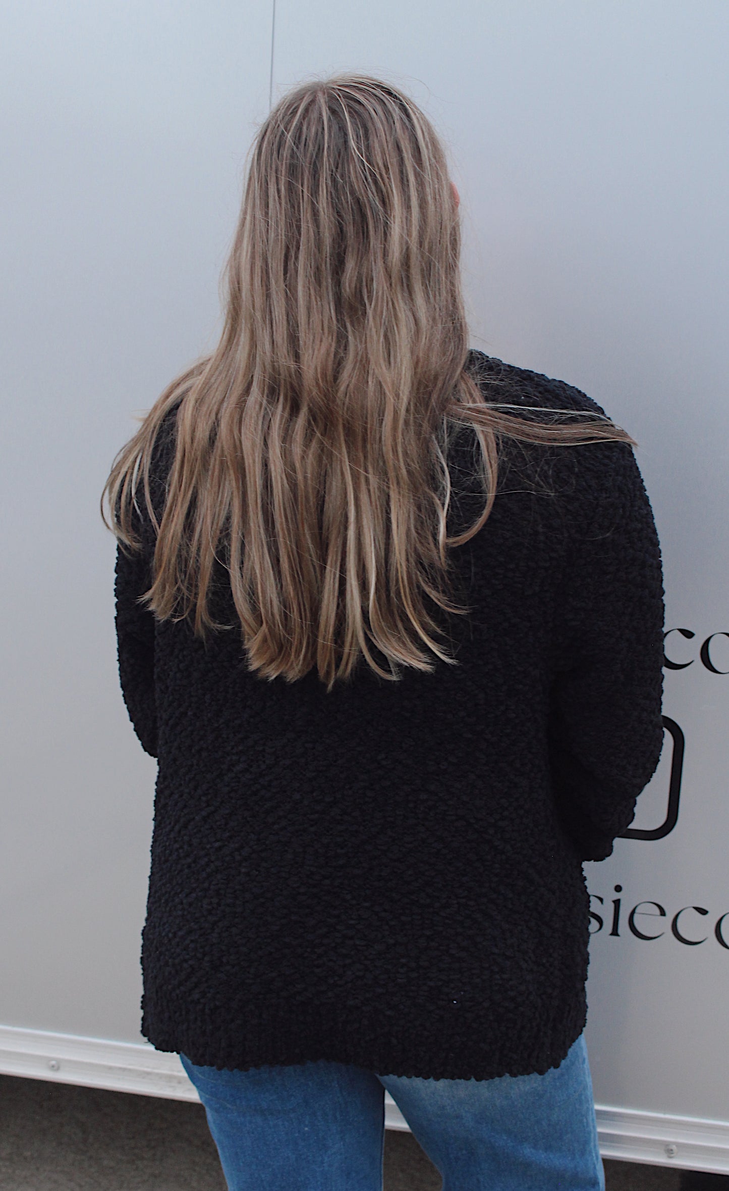 Popcorn Cardigan: Black