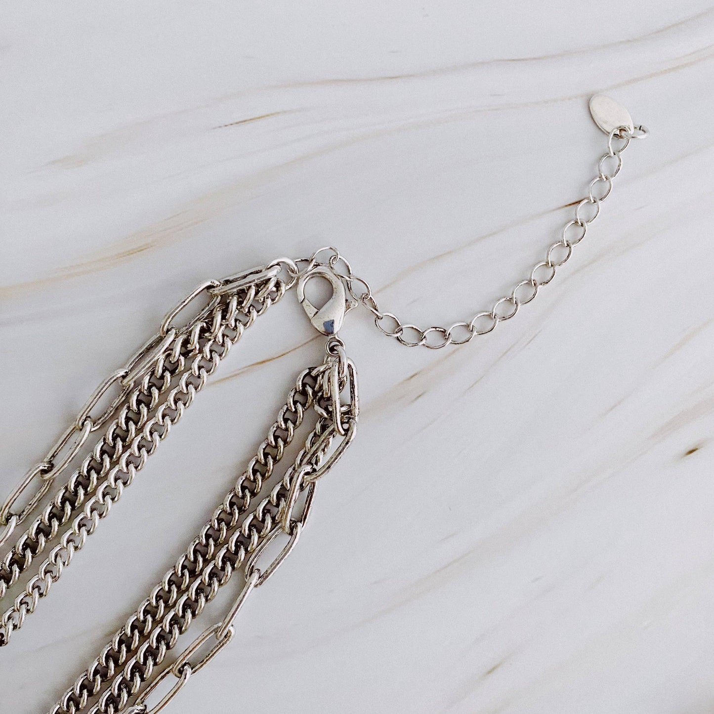 Resin Bead Golden Heart Layered Necklace: Gold