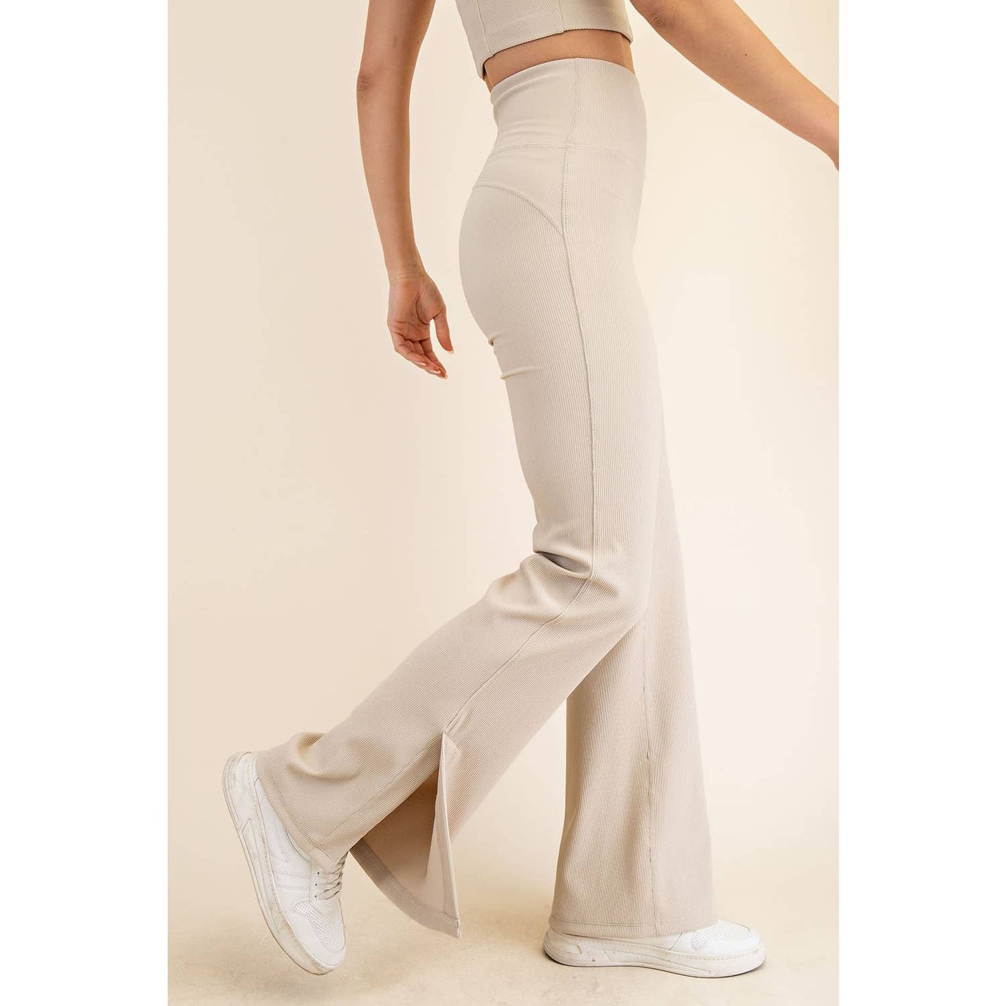 Nylon Rib Flare Leggings : Seashell (Rae Mode)