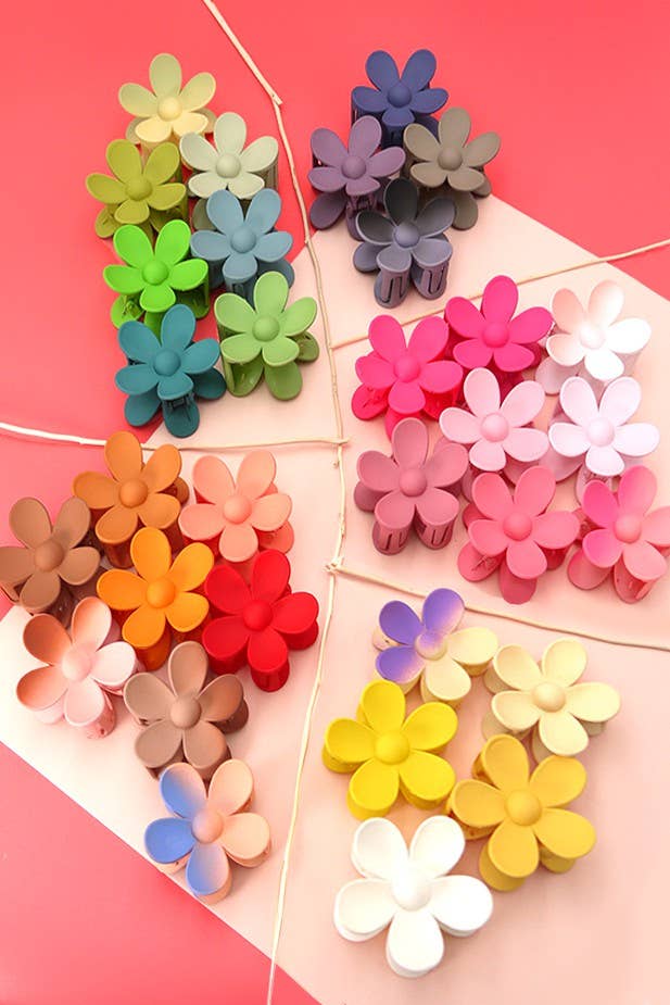 Matte Flower Claw Clip : Sprout Green