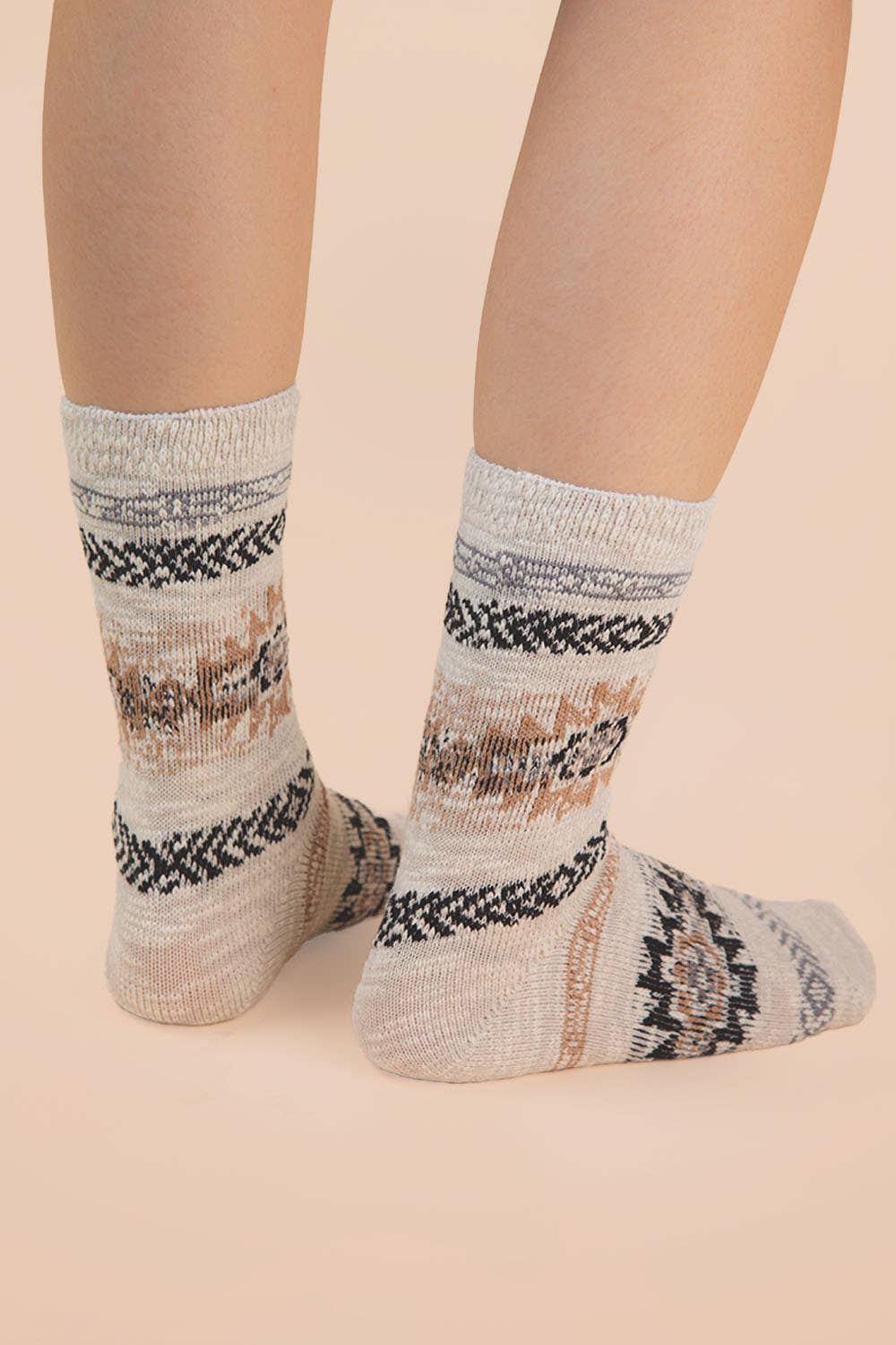 Aztec Graphic Cozy Crew Socks : Heather Grey